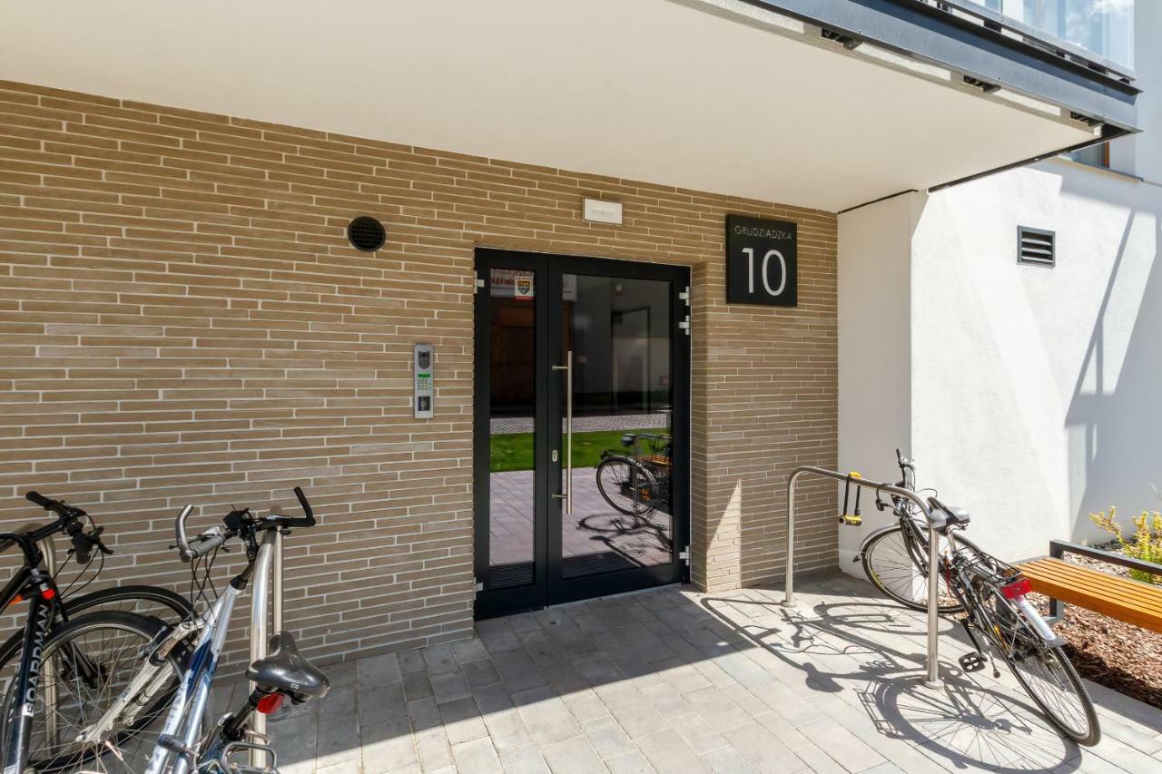 Apartments Zajezdnia Wrzeszcz Gdansk Grudziadzka By Noclegi Renters ภายนอก รูปภาพ